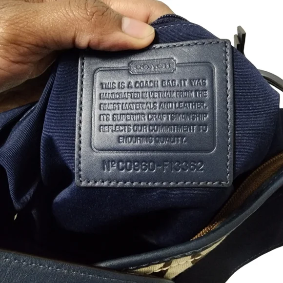 ⛔️SOLD⛔️Coach Signature Rugby - Picture 6 of 6